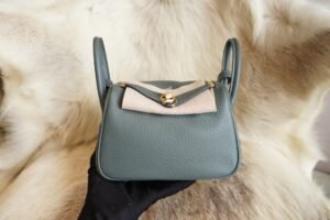 DDMode Hermes Y7 Blue Orage Clemence Leather Mini Lindy 19CM Gold Hardware