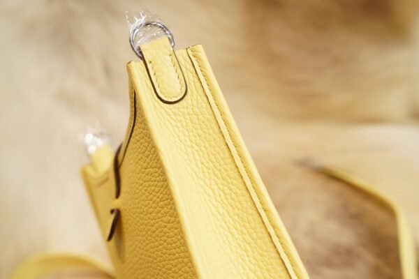 DDMode Factory Hermes 0Y Lemoncello Clemence Evelyne Mini 17CM Silver Hardware
