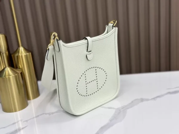 DDMode Hermès Mini Evelyne Togo Light Green Gold Hardware 16cm Full Handmade Ghw