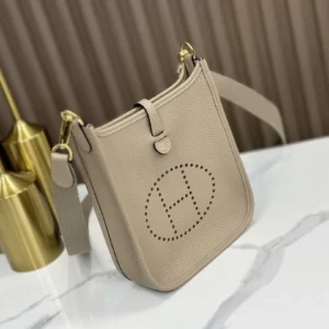 DDMode Hermès Mini Evelyne Togo Turtledove grey Gold Hardware 16cm Full Handmade Ghw
