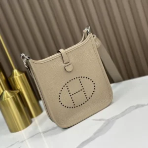DDMode Hermès Mini Evelyne Togo Turtledove grey Silver Hardware 16cm Full Handmade Phw