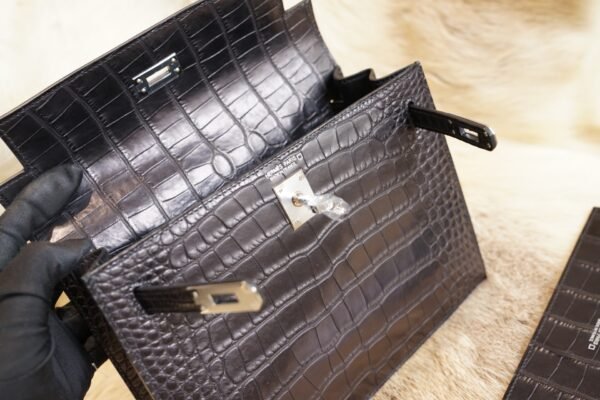 Hermes CK89 Nior Matte Crocodile Kelly Danse 22CM Silver Hardware