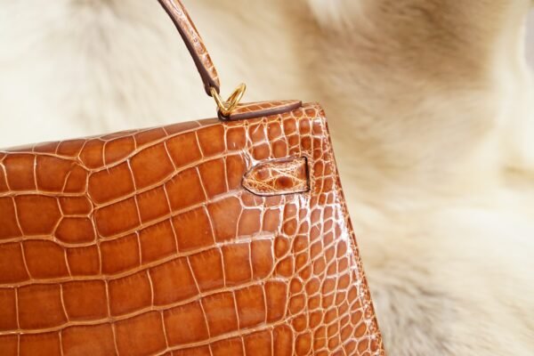 DDMode Wechat Hermes 33 Miel Shiny Crocodile Kelly Sellier 28CM Gold Hardware