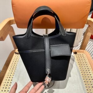 Hong Kong Picotin Cargo 18CM Hermes Canvas/Clememce Leather Silver