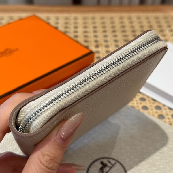 Hermes Chaine Dancre Wallet 8L Beton Evercolor Leather Silver Hardware