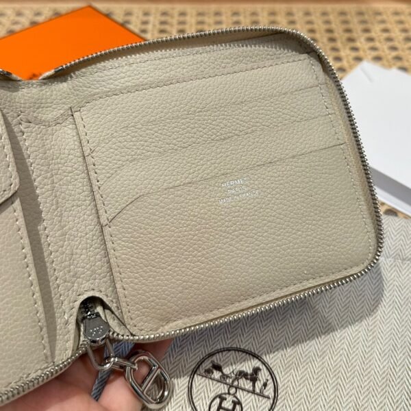 Hermes Chaine Dancre Wallet 8L Beton Evercolor Leather Silver Hardware