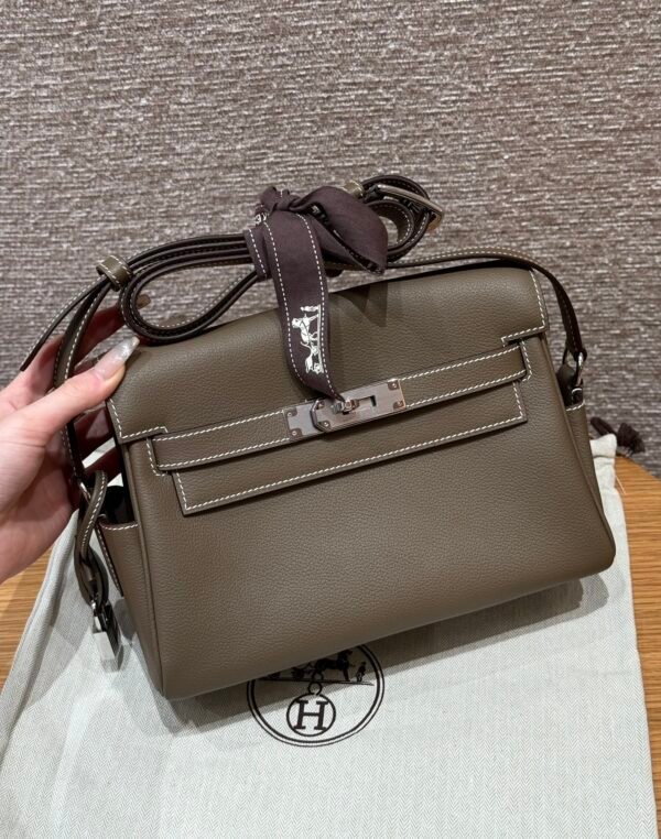 Hermes CK18 Etoupe Kelly Messenger All Handmade Evercolor Gold Hardware