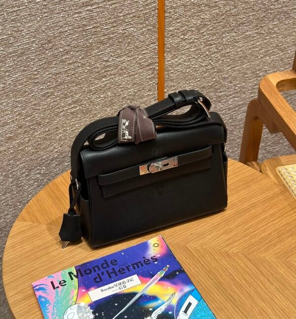 Hermes Kelly Messenger CK89 Black Evercolor Leather Silver Hardware DDMode