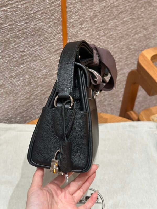 Hermes Kelly Messenger CK89 Black Evercolor Leather Silver Hardware DDMode
