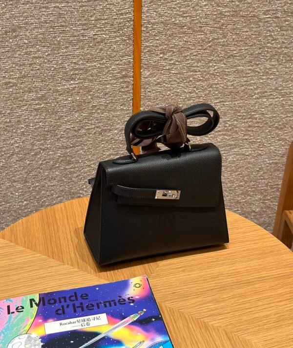 Hermes Kelly en Desordre Black Epsom Leather Gold Hardware