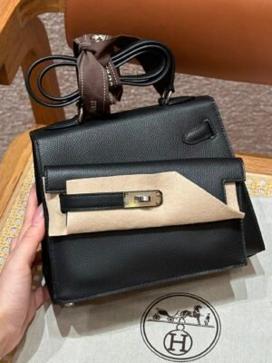 Hermes Kelly en Desordre Black Epsom Leather Gold Hardware