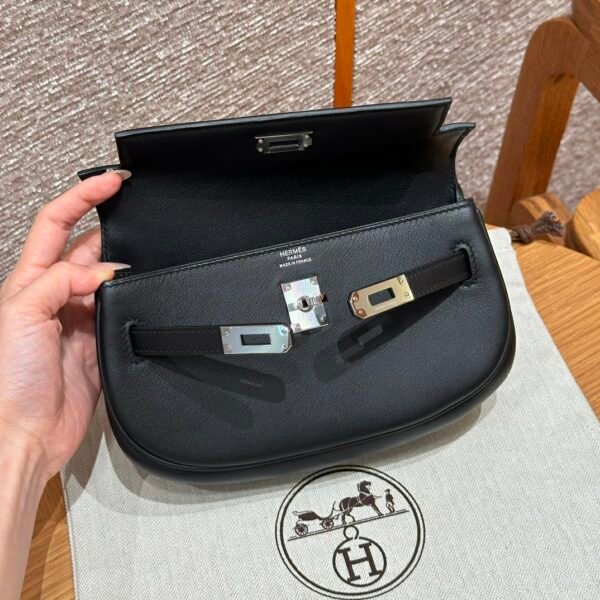 DDMode vs Steven Hermes Kelly Moove CK89 Noir Swift Leather Silver Hardware