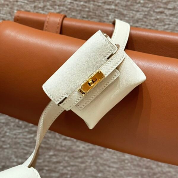 DDMode Reviews Hermes Kelly Moove CK10 Craie Swift Leather Gold Hardware