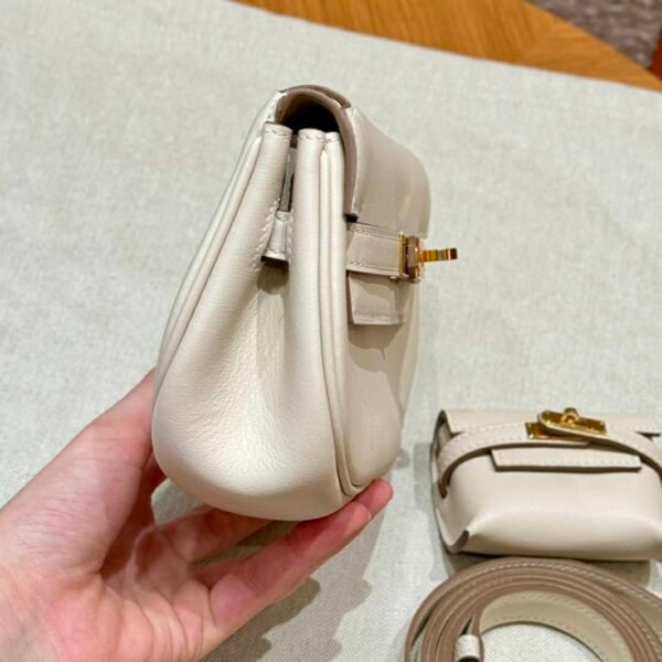 DDMode Reviews Hermes Kelly Moove CK10 Craie Swift Leather Gold Hardware