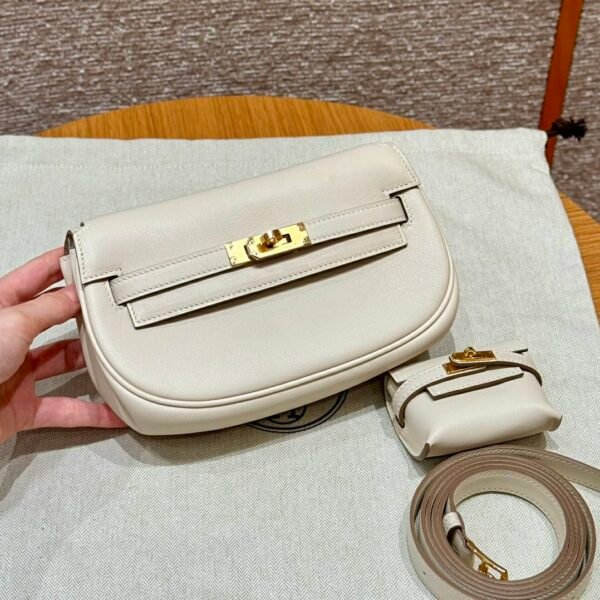 DDMode Reviews Hermes Kelly Moove CK10 Craie Swift Leather Gold Hardware