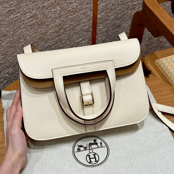 Hermes Halzan I2 Nata/0M Chai Clememce Leather Gold Hardware