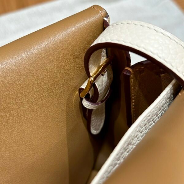 Hermes Halzan I2 Nata/0M Chai Clememce Leather Gold Hardware