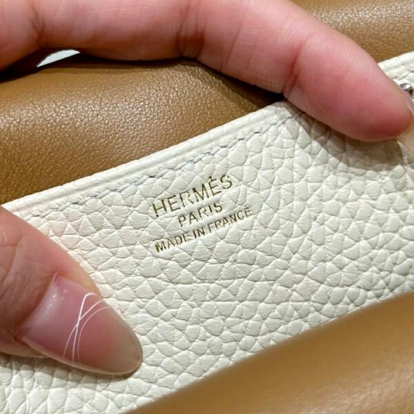 Hermes Halzan I2 Nata/0M Chai Clememce Leather Gold Hardware