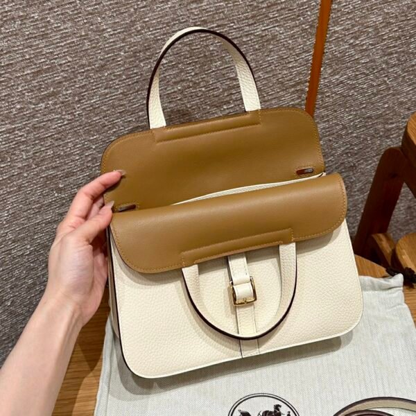 Hermes Halzan I2 Nata/0M Chai Clememce Leather Gold Hardware