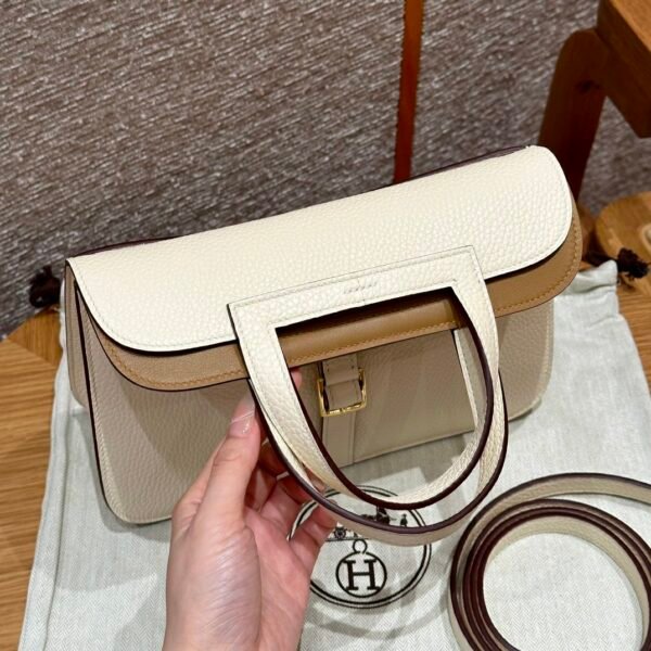 Hermes Halzan I2 Nata/0M Chai Clememce Leather Gold Hardware