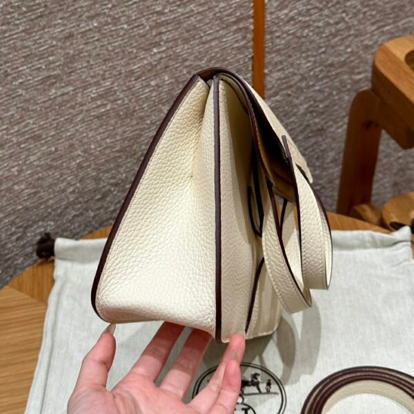 Hermes Halzan I2 Nata/0M Chai Clememce Leather Gold Hardware