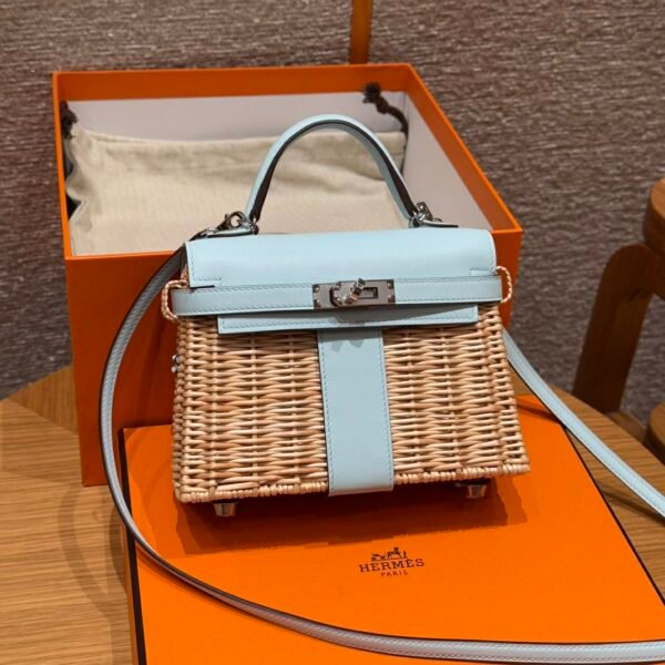 DDMode Kelly Picnic Blue Brume 20CM Swift Leather Silver Hardware New York City USA