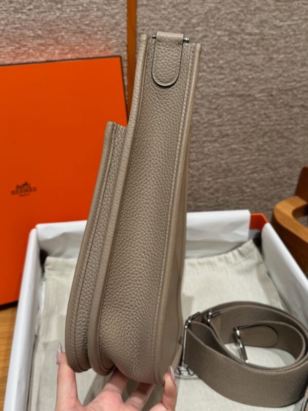 DDMode Hermes Evelyne CK81 Gris Tourerlle 29CM Clememce Leather Silver Hardware