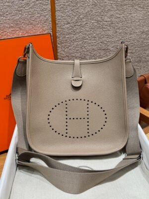 DDMode Hermes Evelyne CK81 Gris Tourerlle 29CM Clememce Leather Silver Hardware