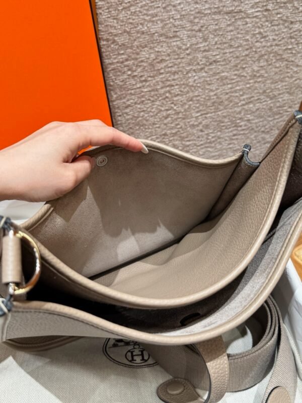 DDMode Hermes Evelyne CK81 Gris Tourerlle 29CM Clememce Leather Silver Hardware