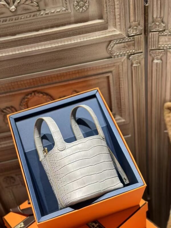 DDMode Hermes Matte Crocodile Leather Picotin Lock 14CM CK80 Gris Pearl PHW