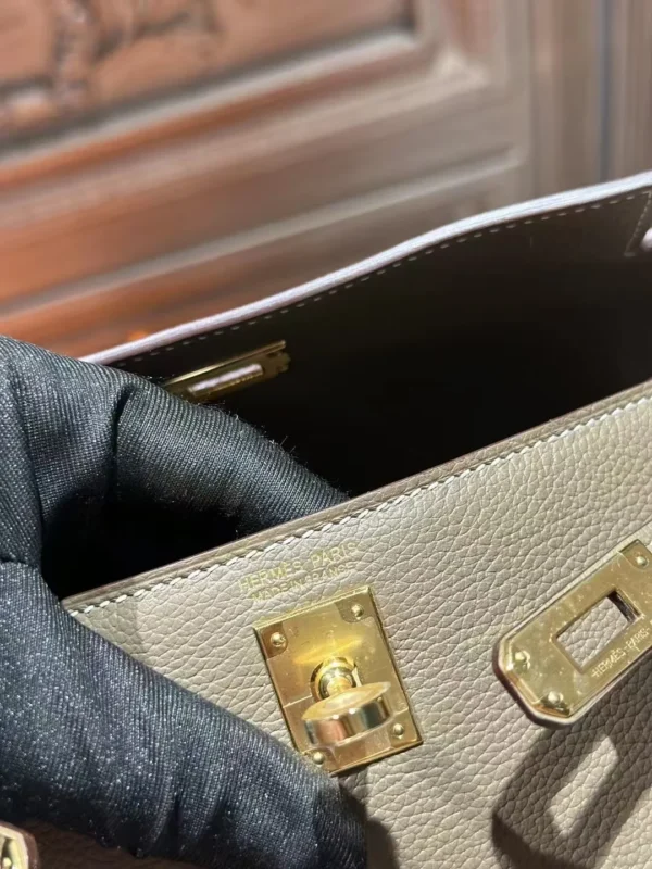 DDMode Kelly Danse 22CM Evercolor Leather CC18 Etoupe GHW