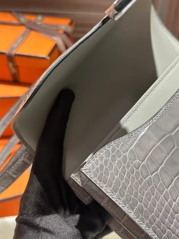 DDMode Constance 19CM Shiny Crocodile 0V Gris Ciment SHW